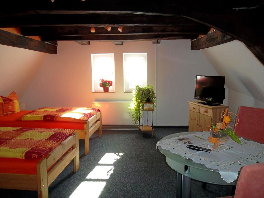 Gasthaus Hotel Zum Kreuz Штеттен-ам-Кальтен-Маркт Экстерьер фото